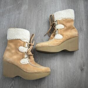 Tommy girl tan shearling wedge